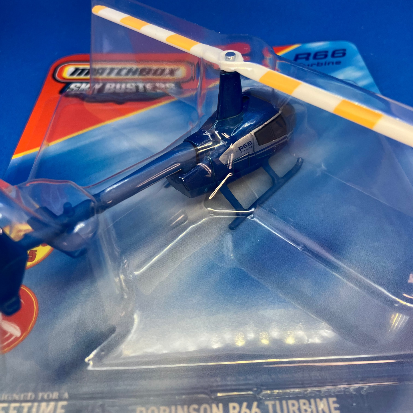 Matchbox Sky Busters 2025 - Robinson R66 Turbine - 25/32 - JCM81